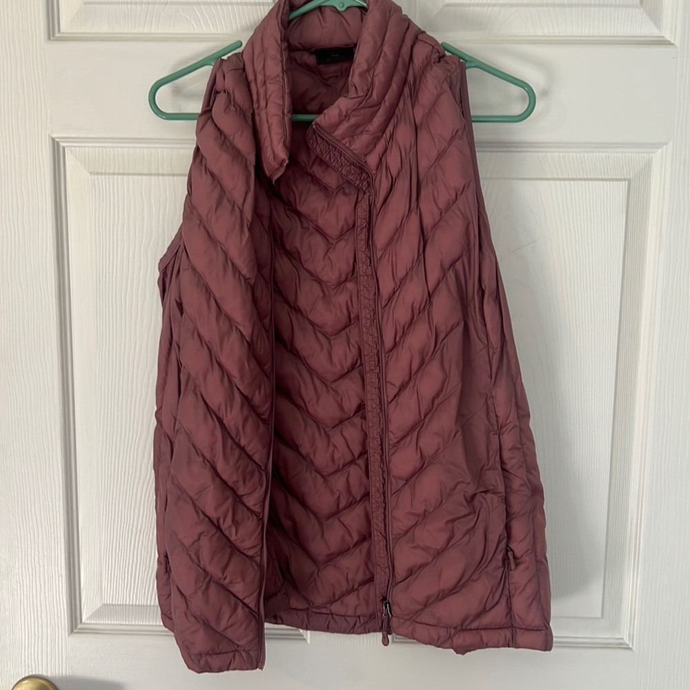 XL faux down vest pretty mauve color